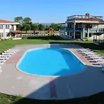Kalanora Отель