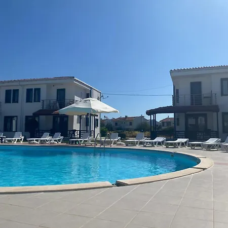 Kalanora Отель 3*